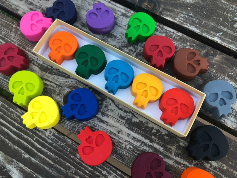 Halloween Skull Crayons - Halloween Treats - Halloween Gifts For Kids - Kids Gifts - Halloween Party Favors - Skull Party Favors - Kids Toys by KagesKrayons LLC