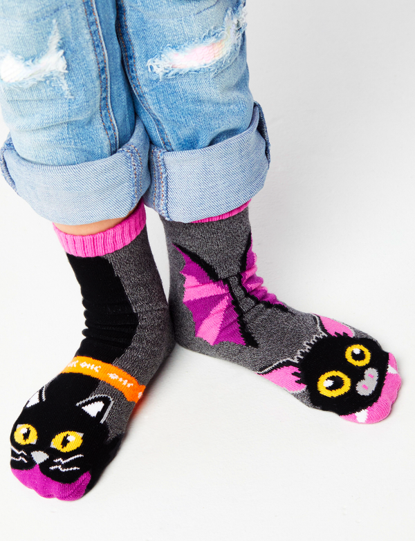 KIDS BAT & BLACK CAT NO SLIP SOCKS